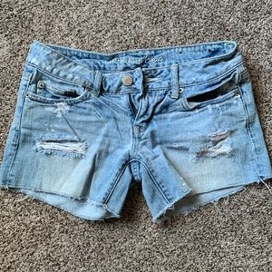 Women’s American Eagle jean shorts